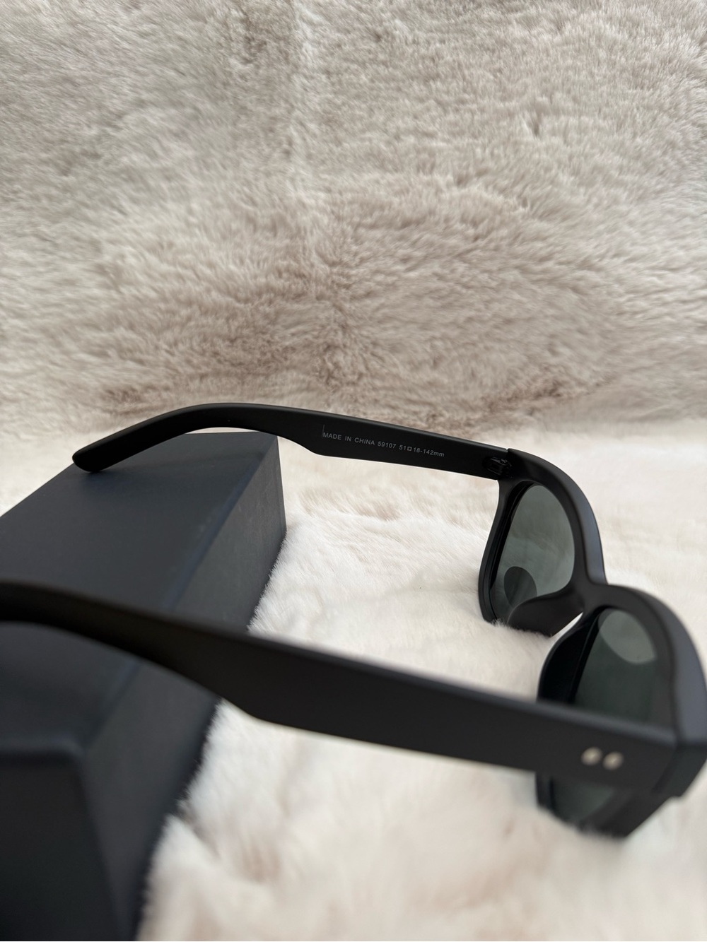 A.J. Morgan Black Cat-Eye Sunglasses with Dark Lenses - Picture 3 of 4
